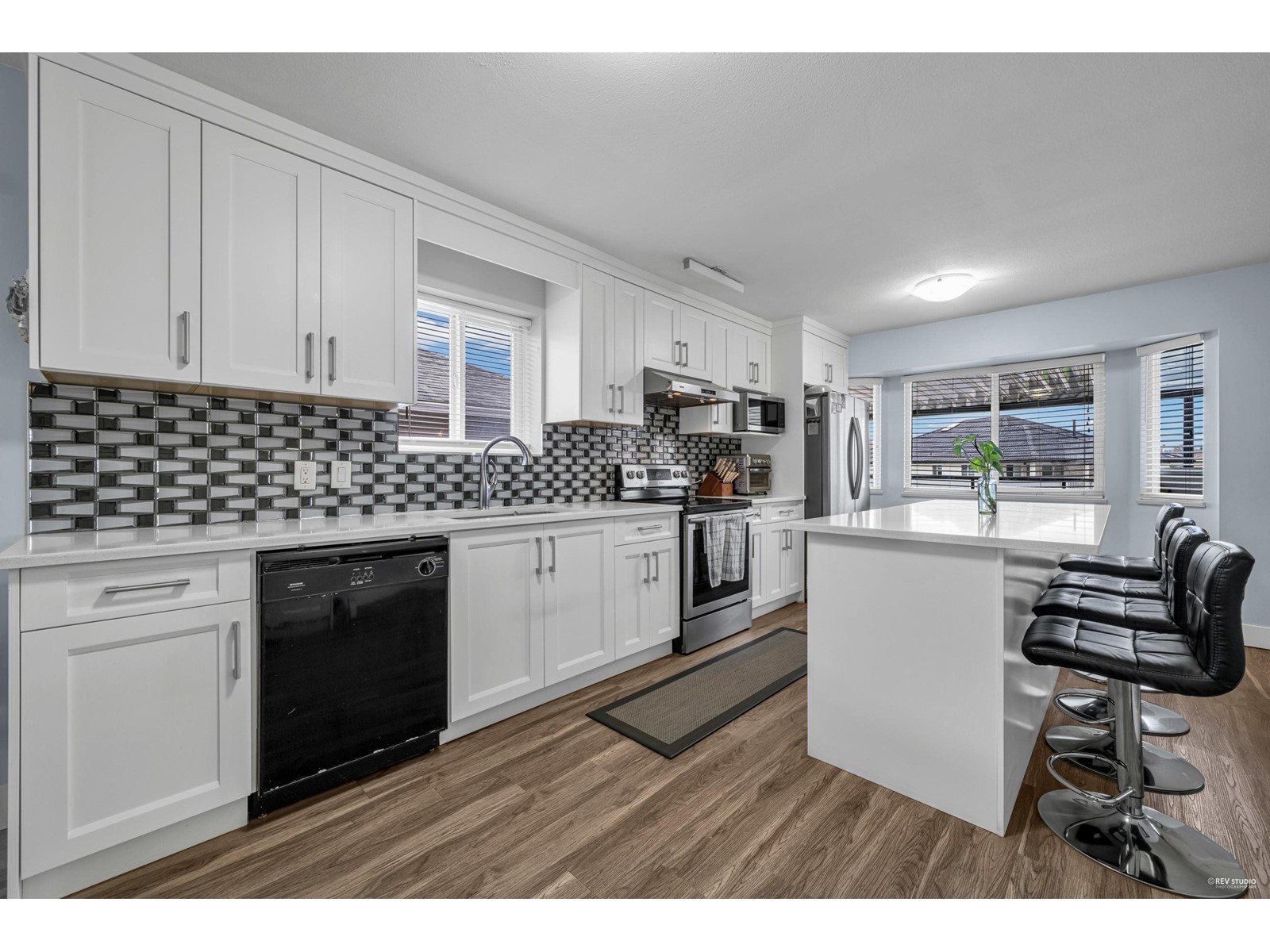 12377 64 Avenue, Surrey, British Columbia  V3W 1W6 - Photo 5 - R2994488