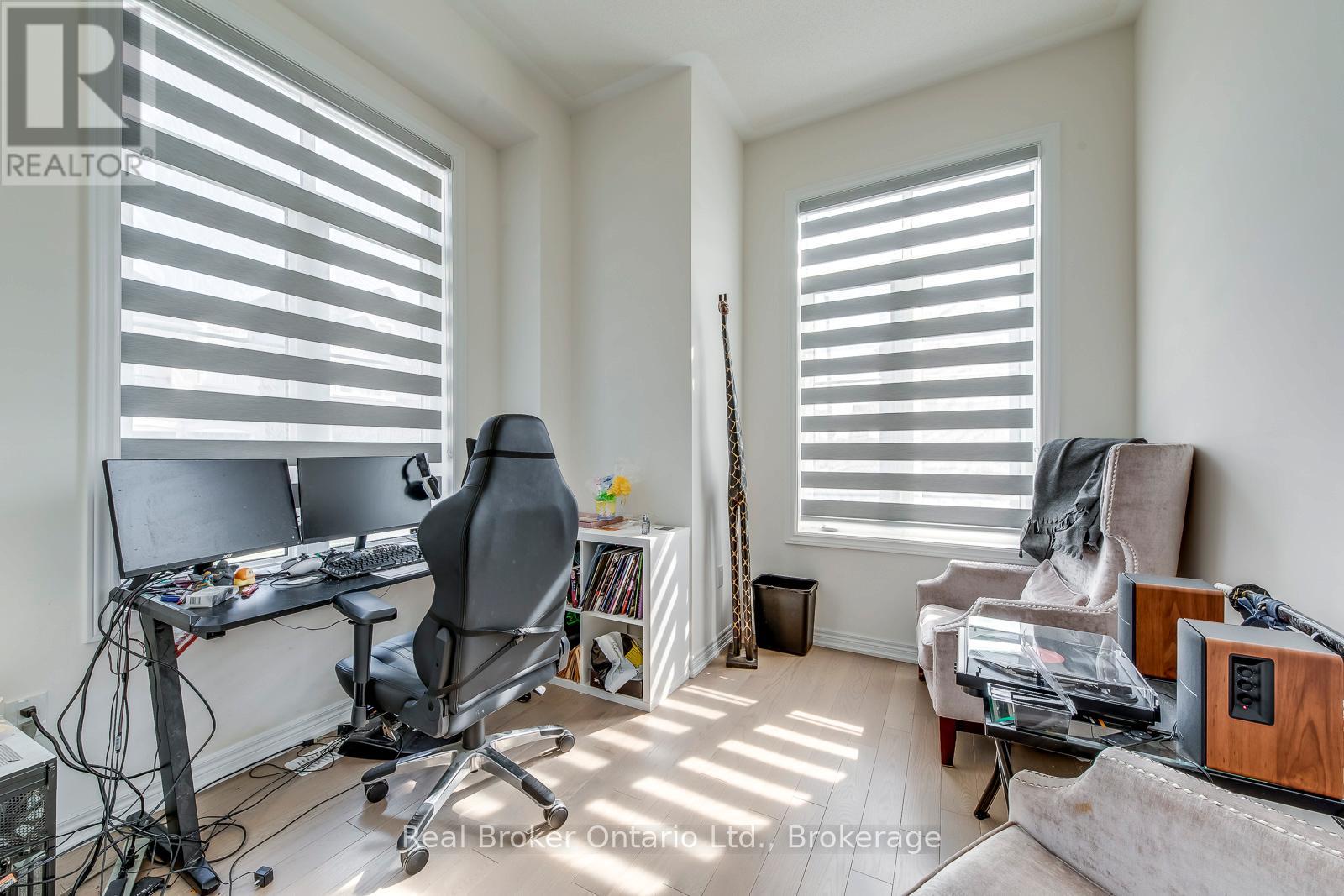 3131 Goodyear Road, Burlington, Ontario  L7M 0Z9 - Photo 15 - W12105471