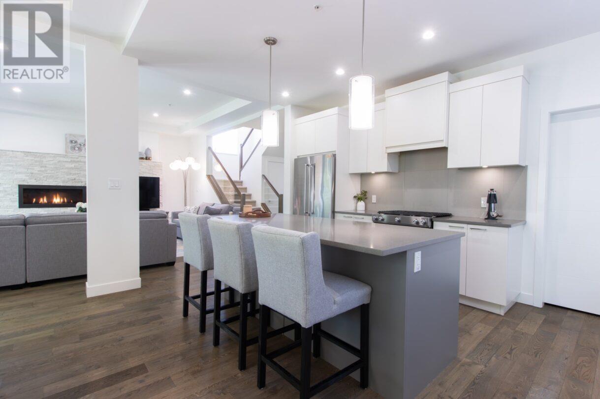 39253 Falcon Crescent, Squamish, British Columbia  V8B 0V8 - Photo 8 - R2994579