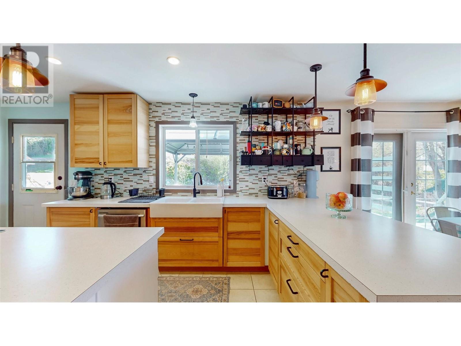 6743 Meadows Drive, Oliver, British Columbia  V0H 1T4 - Photo 11 - 10344515
