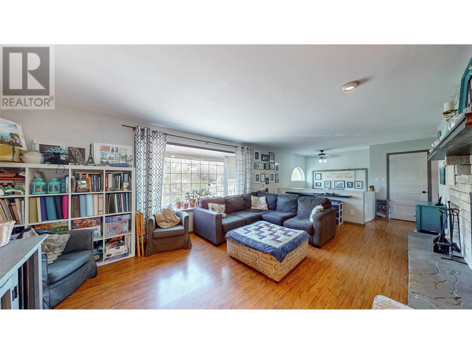 6743 Meadows Drive, Oliver, British Columbia  V0H 1T4 - Photo 6 - 10344515