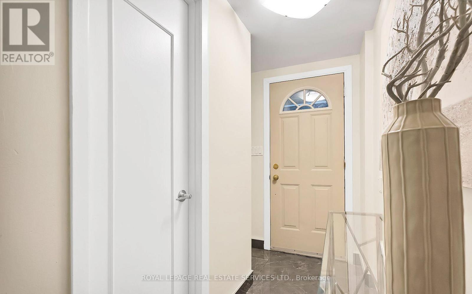 43 - 11 Stonedale Placeway, Toronto (Banbury-Don Mills), Ontario  M3B 1W2 - Photo 27 - C12105477