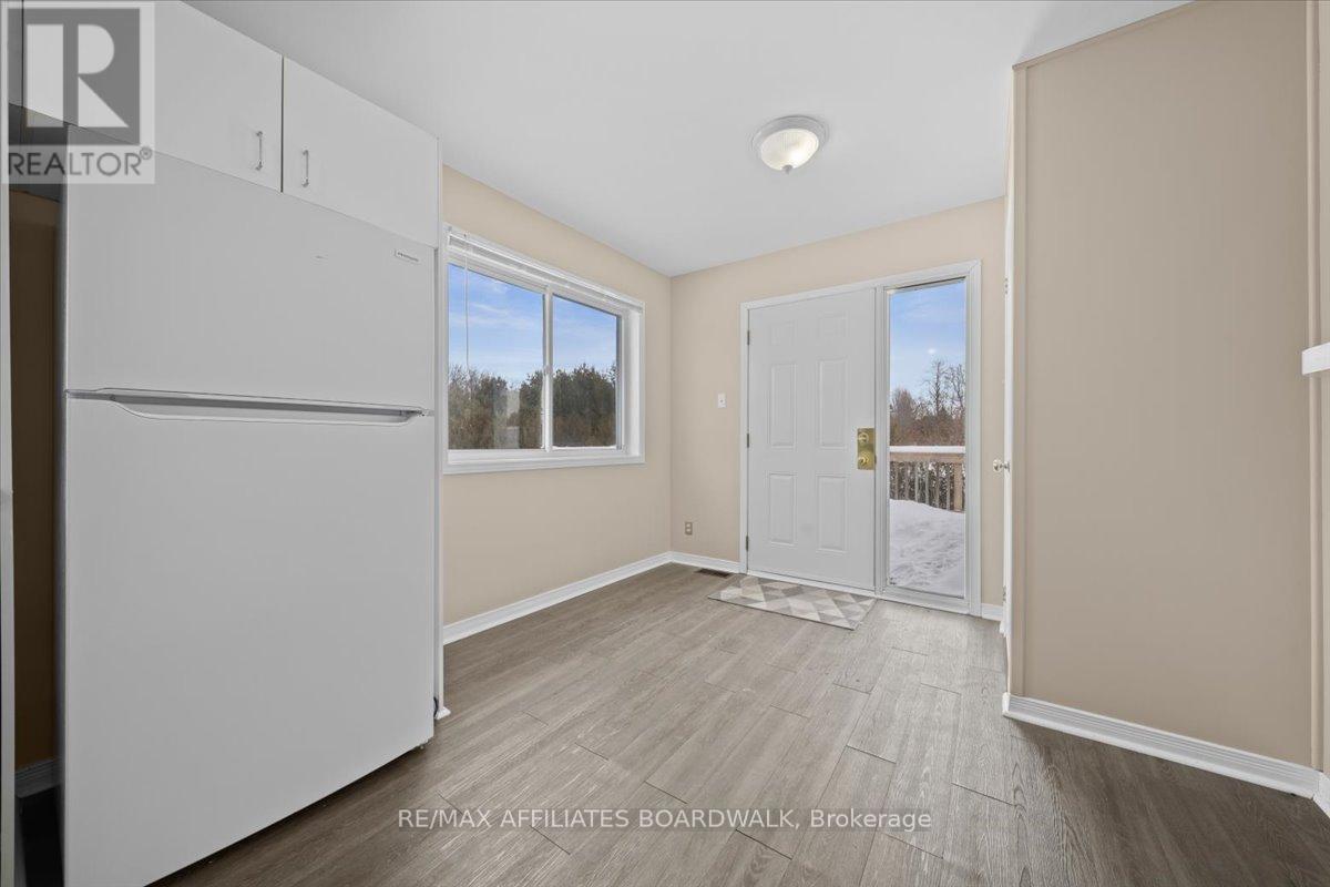 3360 Wilhaven Drive, Ottawa, Ontario  K4C 1K4 - Photo 23 - X12105468