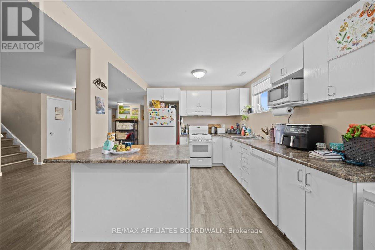 3360 Wilhaven Drive, Ottawa, Ontario  K4C 1K4 - Photo 26 - X12105468