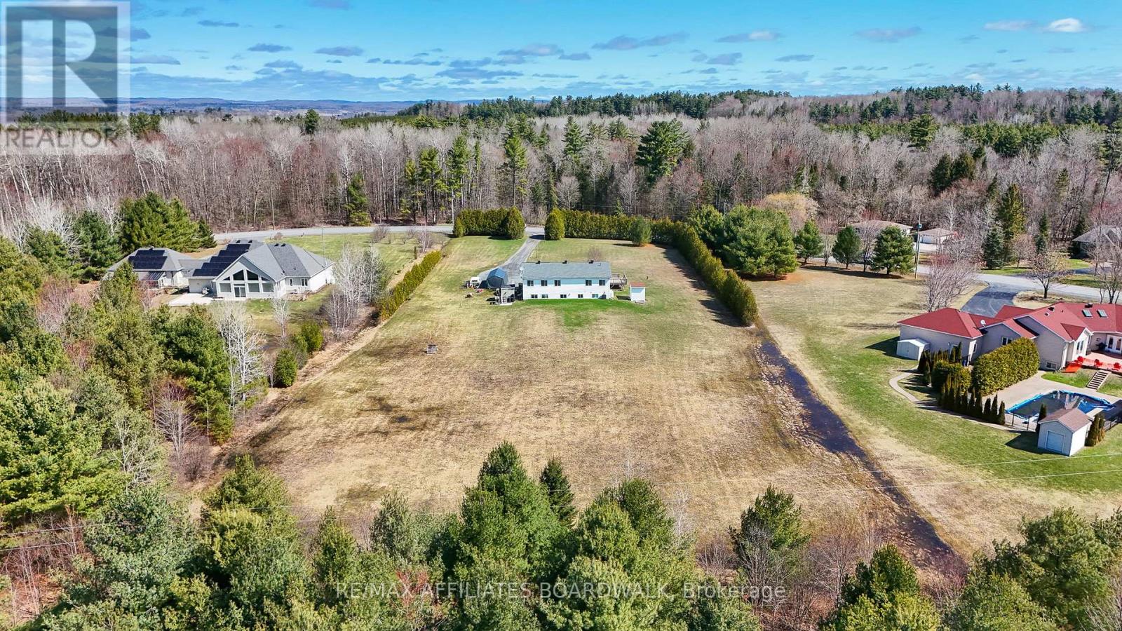 3360 Wilhaven Drive, Ottawa, Ontario  K4C 1K4 - Photo 6 - X12105468