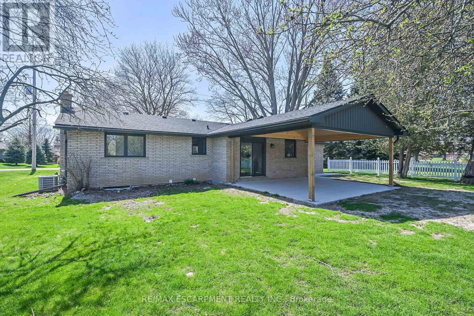 Property at 4 RYERSE CRESCENT image 2