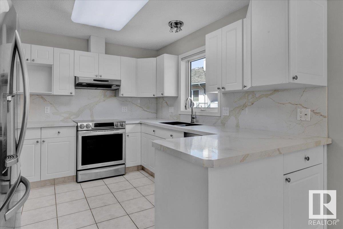 Property at #124 215 BLACKBURN DR E SW image 1