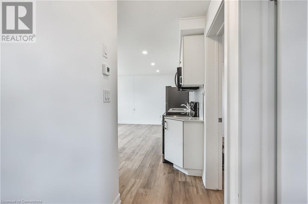 4263 Fourth Avenue Unit# 212, Niagara Falls, Ontario  L6P 1H8 - Photo 7 - 40721567