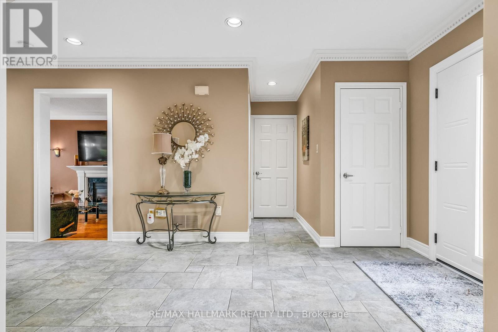211 Fletcher Drive, Vaughan, Ontario  L6A 2G1 - Photo 23 - N12105593