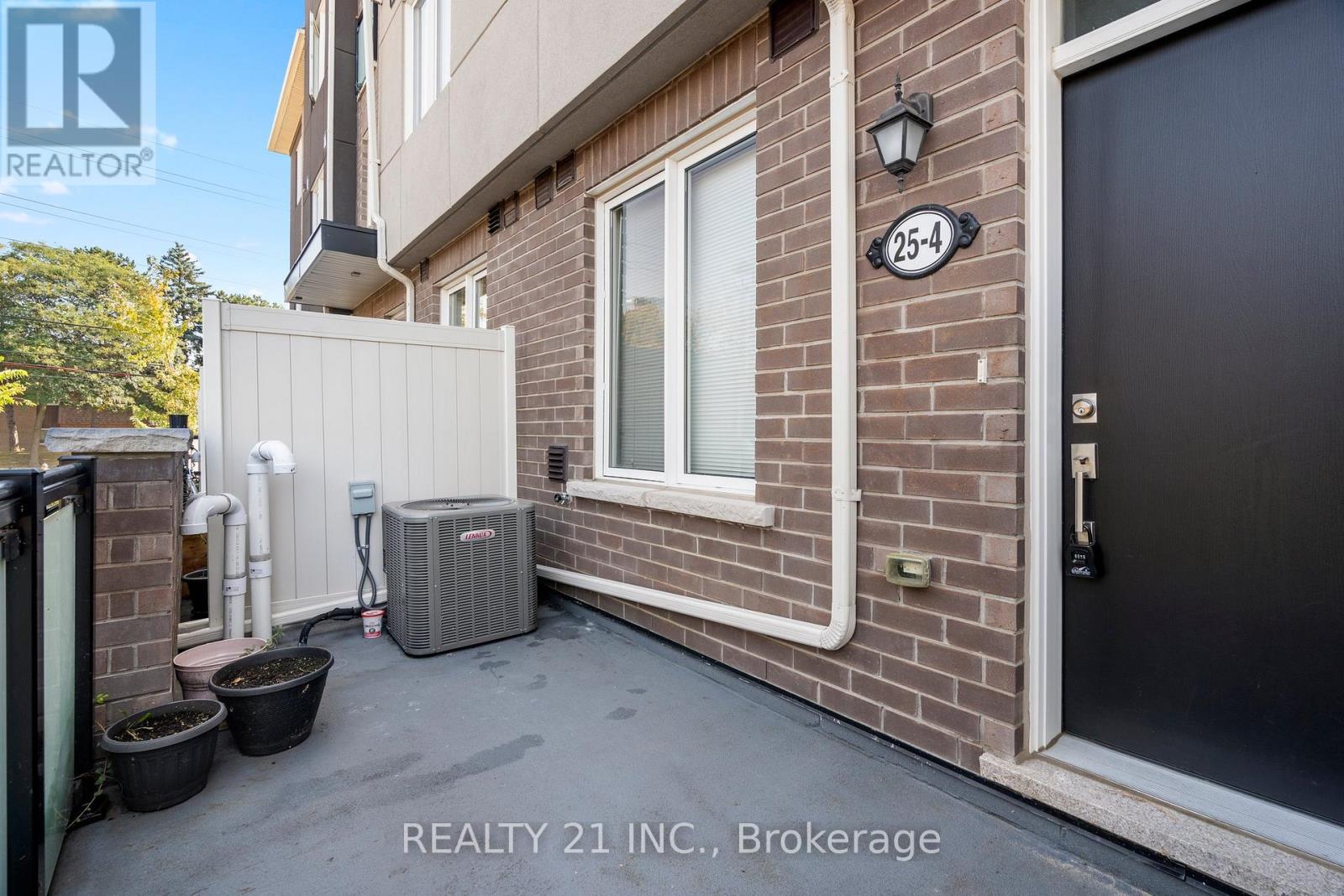 Property at 4 - 25 HERON PARK PLACE image 3