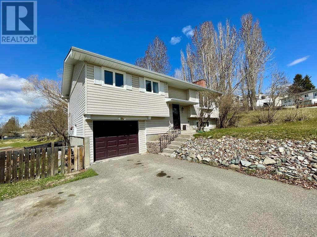10 Beryl Drive, Logan Lake, British Columbia  V0K 1W0 - Photo 4 - 10332665