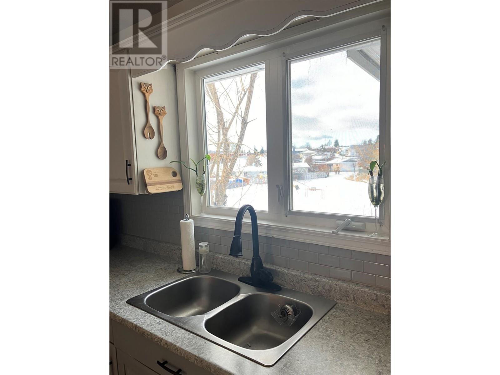 10 Beryl Drive, Logan Lake, British Columbia  V0K 1W0 - Photo 33 - 10332665