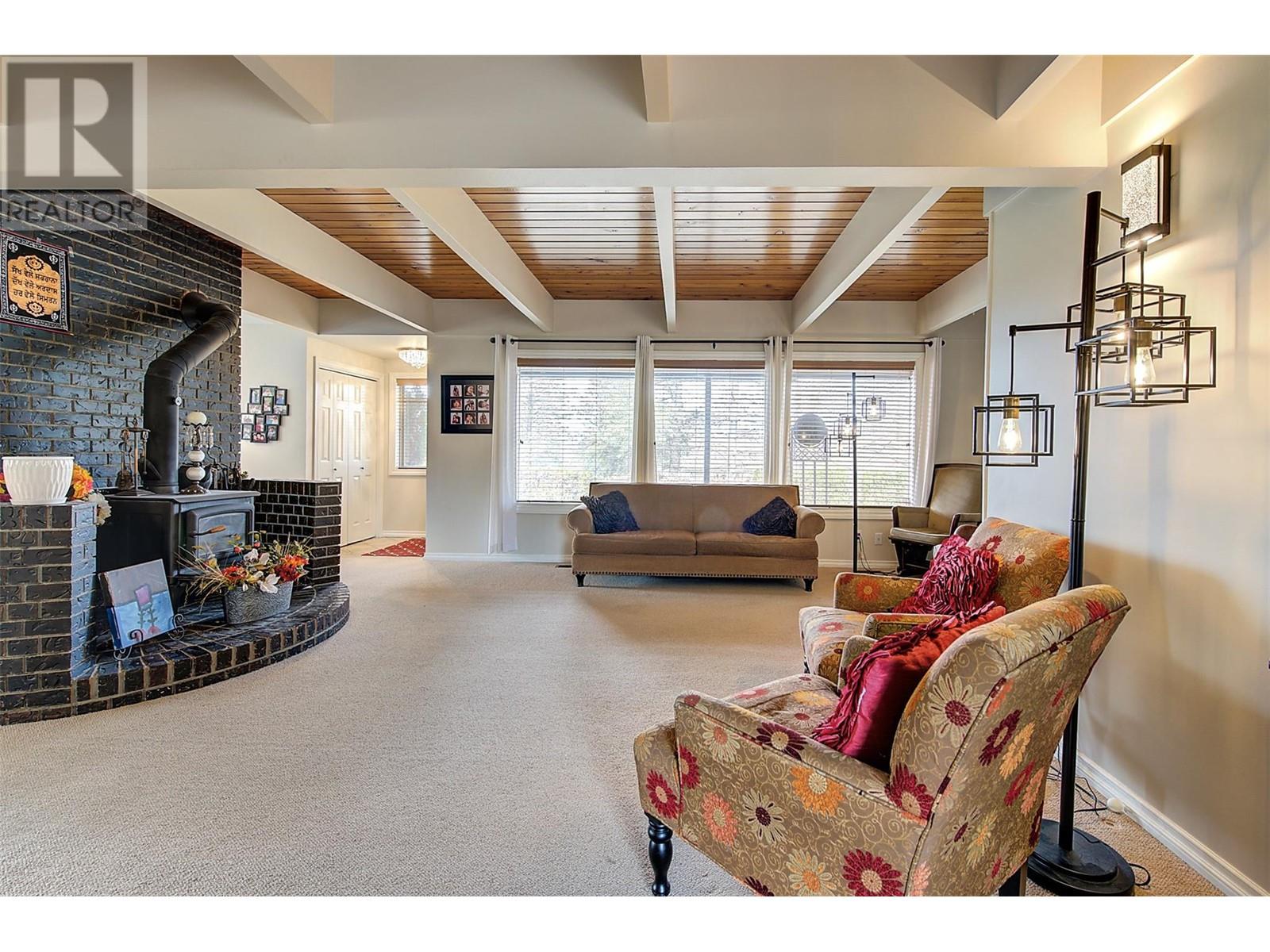 3310 Mathews Road, Kelowna, British Columbia  V1W 4C4 - Photo 13 - 10344902