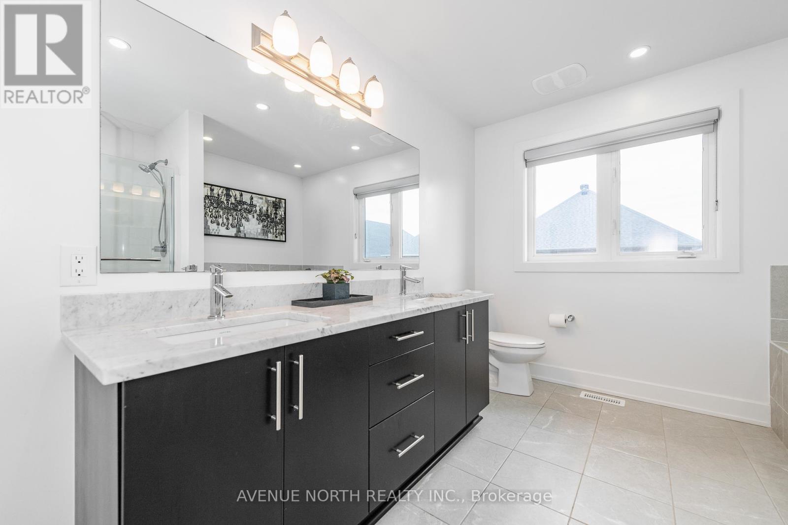 736 Fiddlehead Street, Ottawa, Ontario  K1T 0L3 - Photo 30 - X12105625