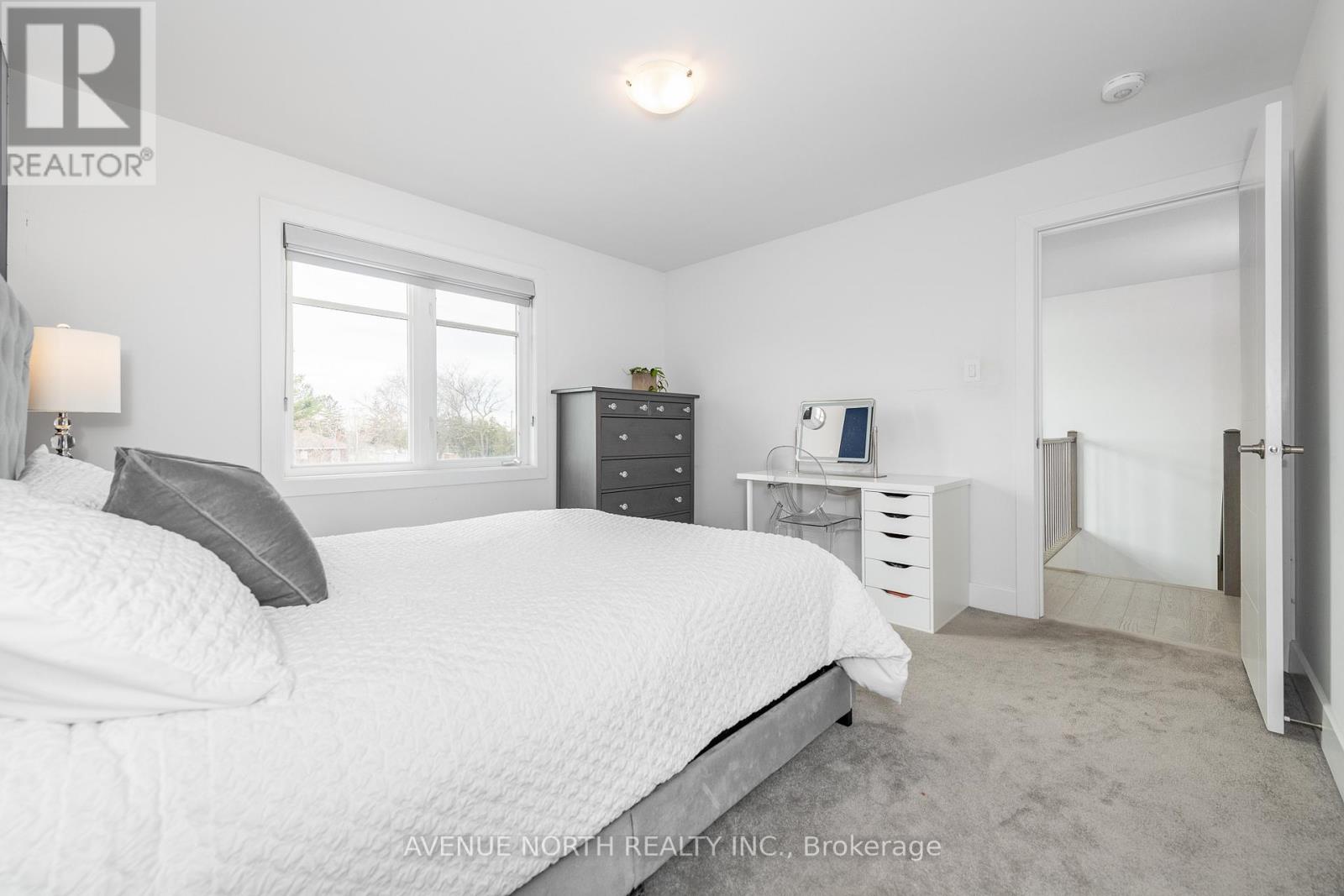 736 Fiddlehead Street, Ottawa, Ontario  K1T 0L3 - Photo 40 - X12105625