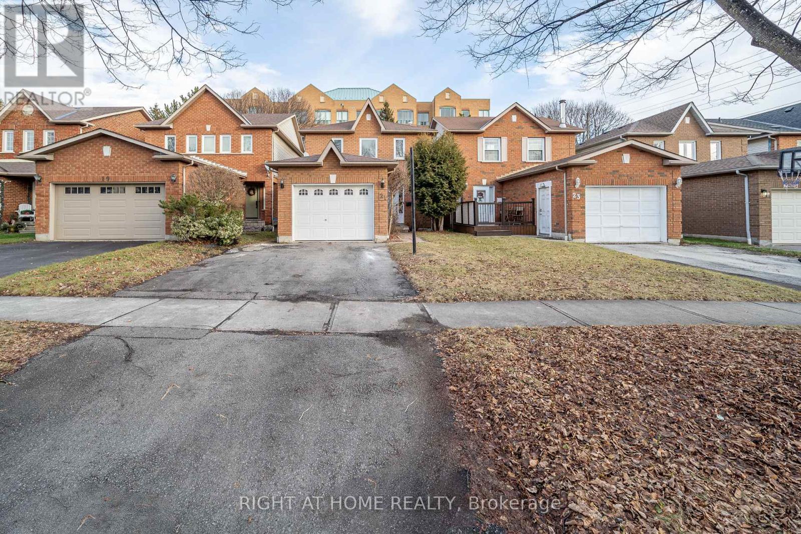 Property at 21 MCBRIEN COURT image 2
