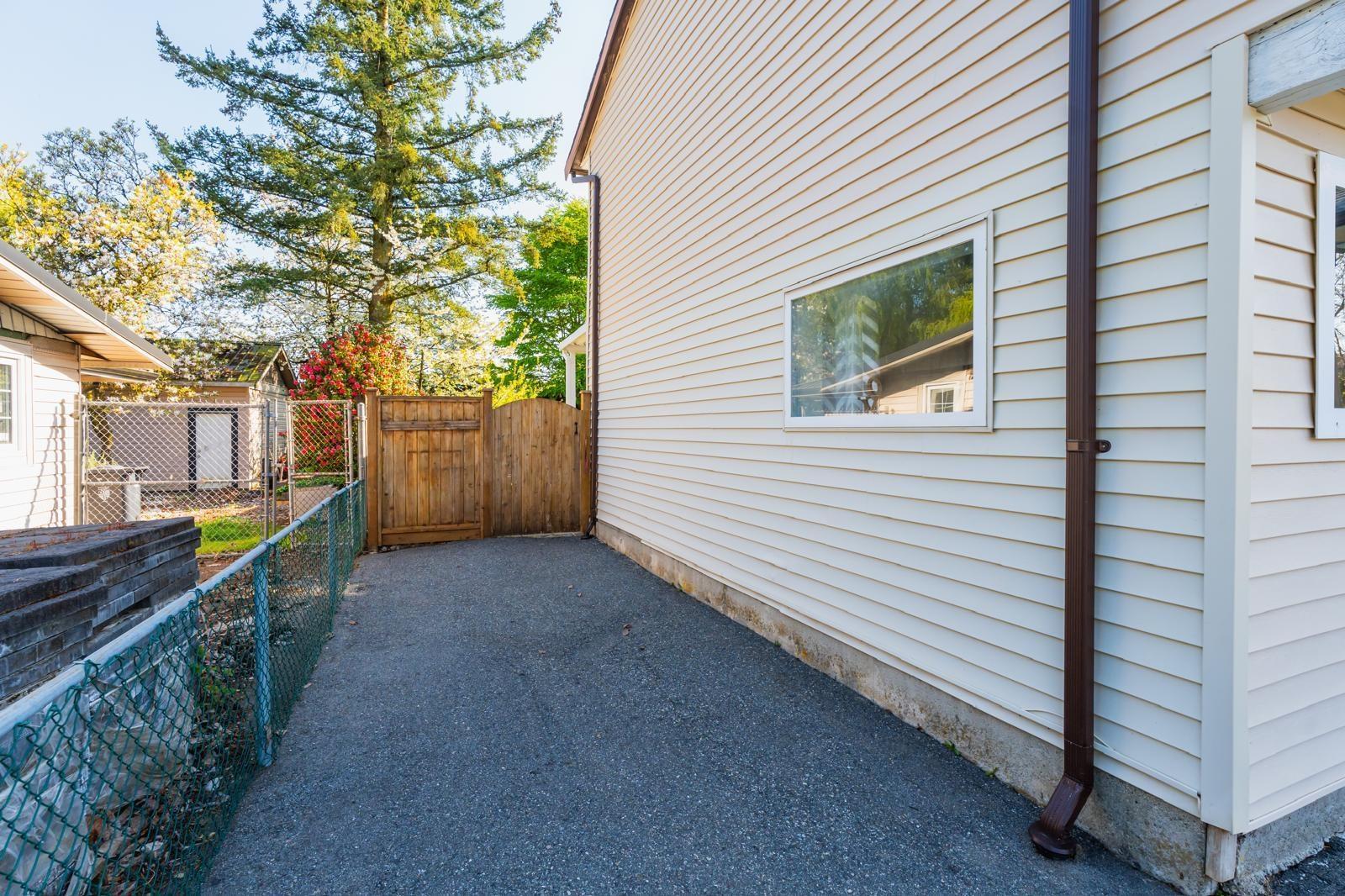 26472 29 Avenue, Langley, British Columbia  V4W 3A9 - Photo 25 - R2994374
