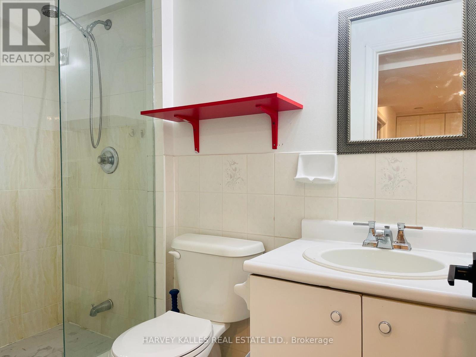 Lower - 394 Caledonia Road, Toronto, Ontario  M6E 4T8 - Photo 13 - W12105624