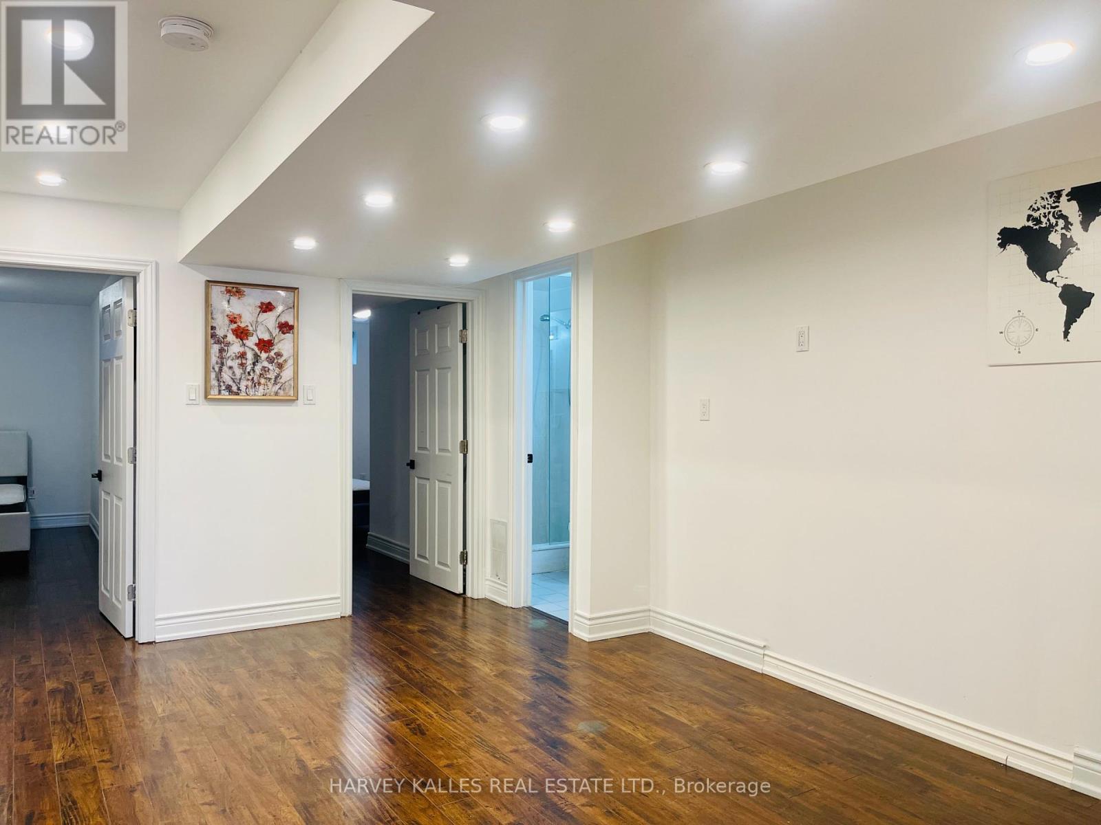 Lower - 394 Caledonia Road, Toronto, Ontario  M6E 4T8 - Photo 7 - W12105624