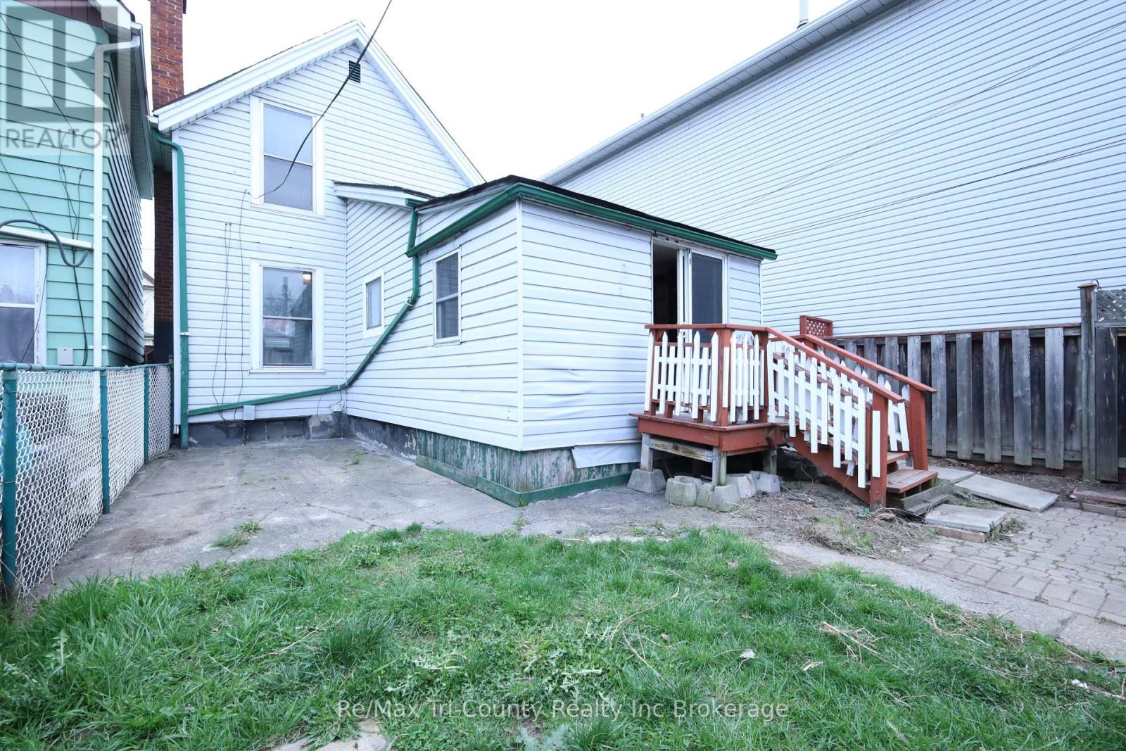 Property at 49 ROSEMONT AVENUE image 3