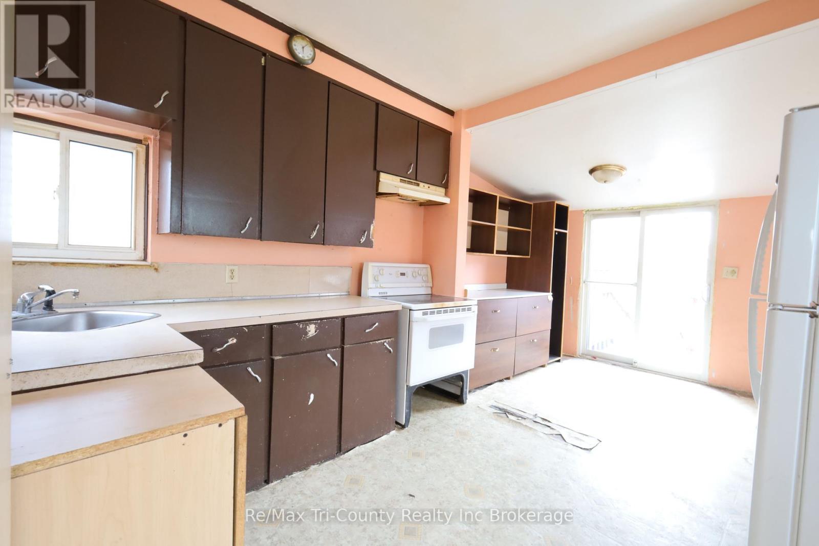 Property at 49 ROSEMONT AVENUE image 4