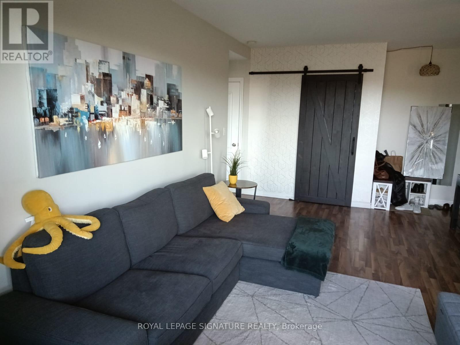 Property at 404 - 60 GULLIVER ROAD N image 3