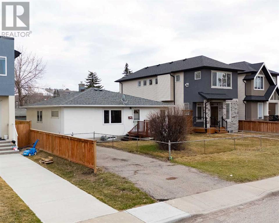 Property at 8531 47 Avenue NW image 5