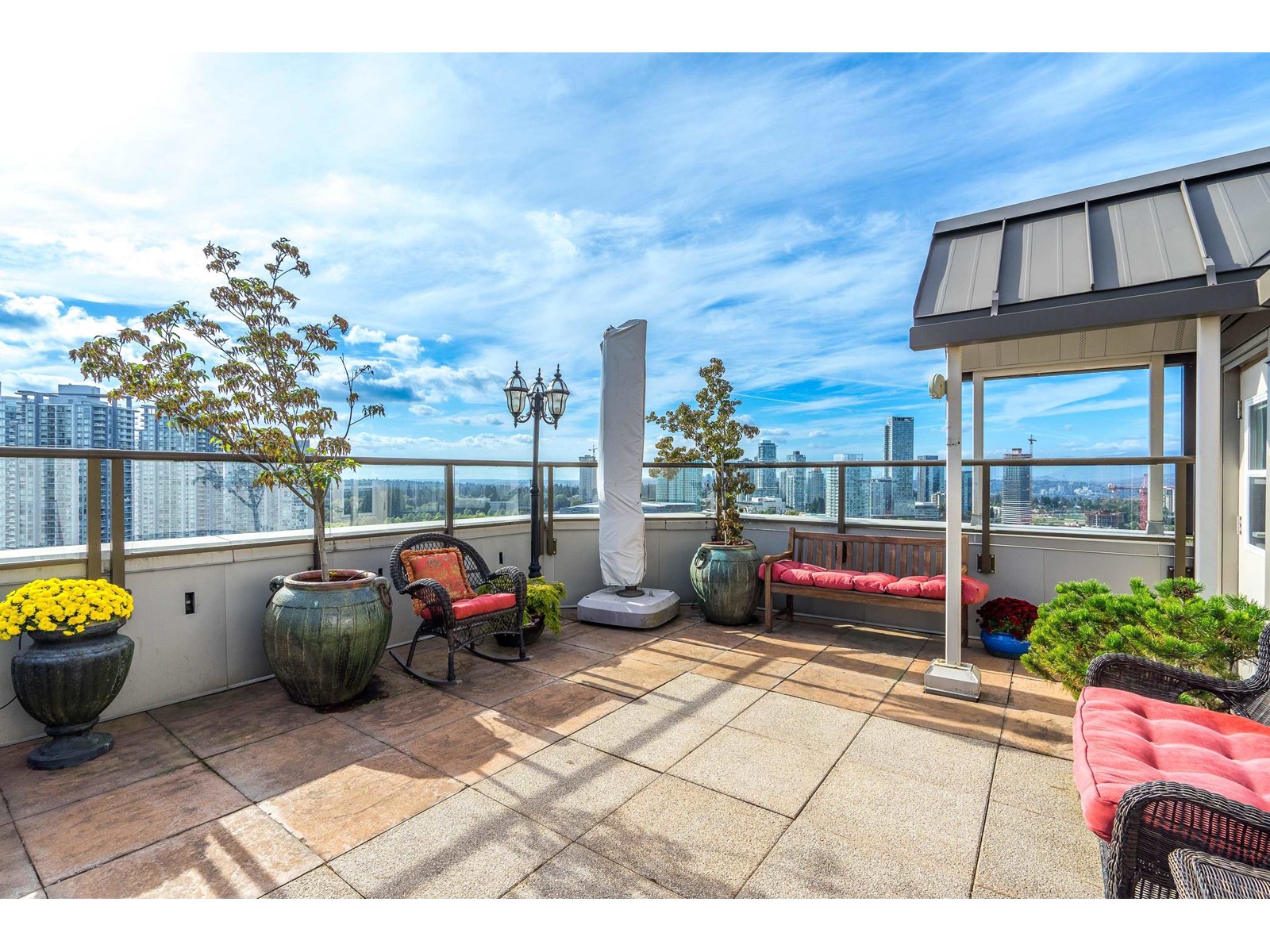 2101 13880 101 Avenue, Surrey, British Columbia  V3T 5T1 - Photo 37 - R2994637