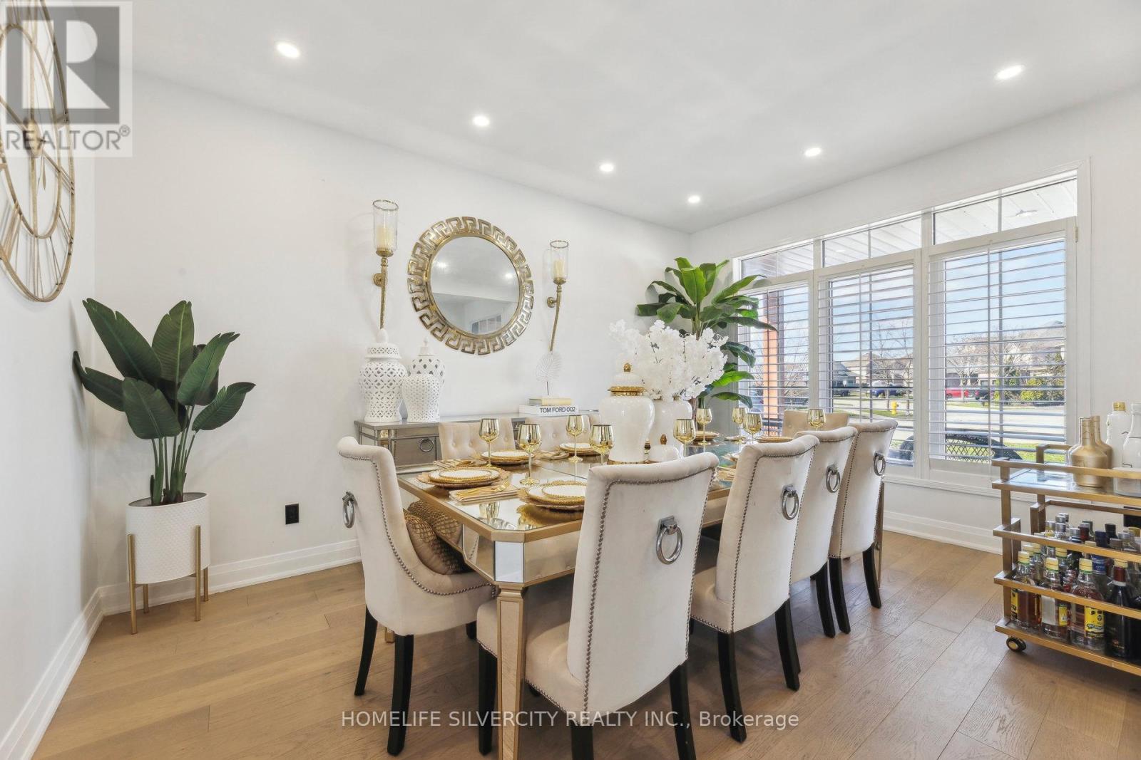 Property at 579 FAYWOOD CRESCENT image 3