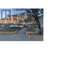 723 & 727 7th Avenue, keremeos, British Columbia