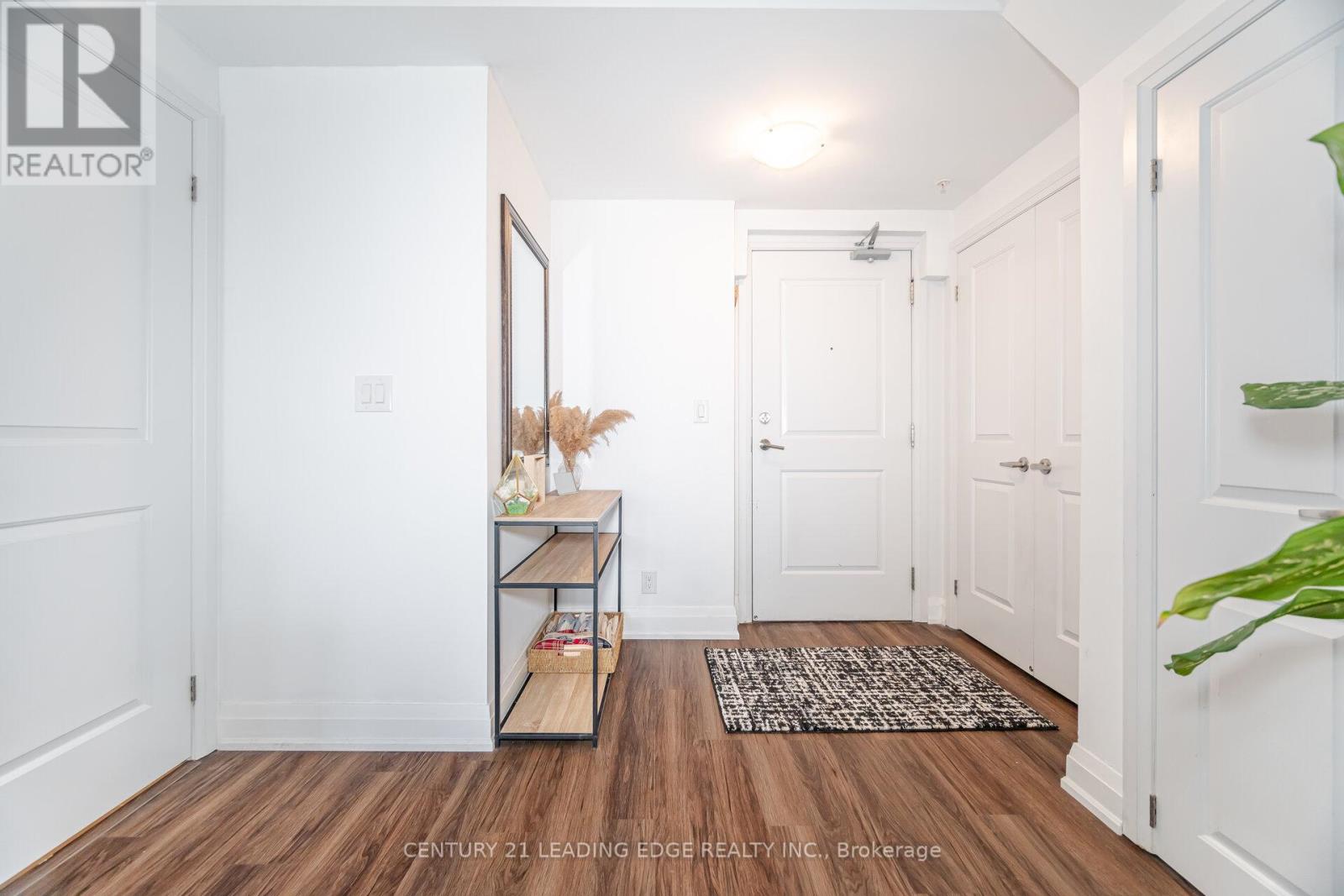 Property at 108 - 24 WOODSTREAM BOULEVARD image 3
