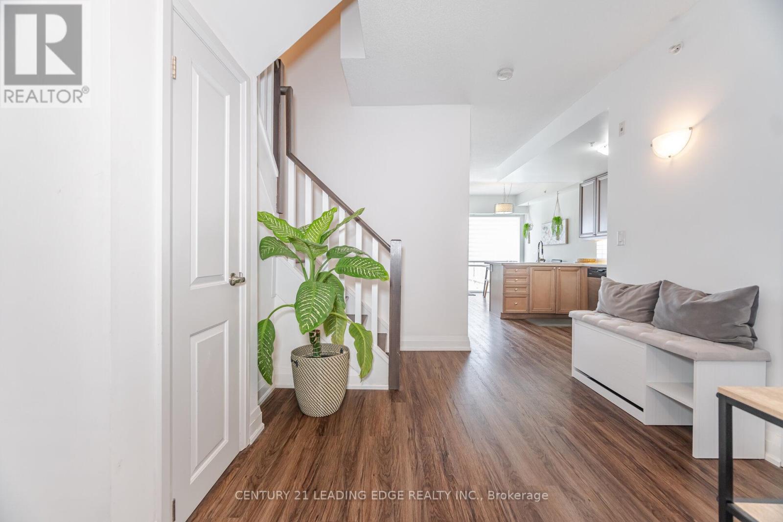 Property at 108 - 24 WOODSTREAM BOULEVARD image 4