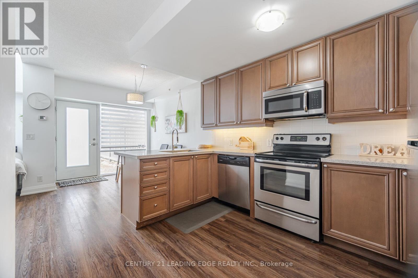 Property at 108 - 24 WOODSTREAM BOULEVARD image 5