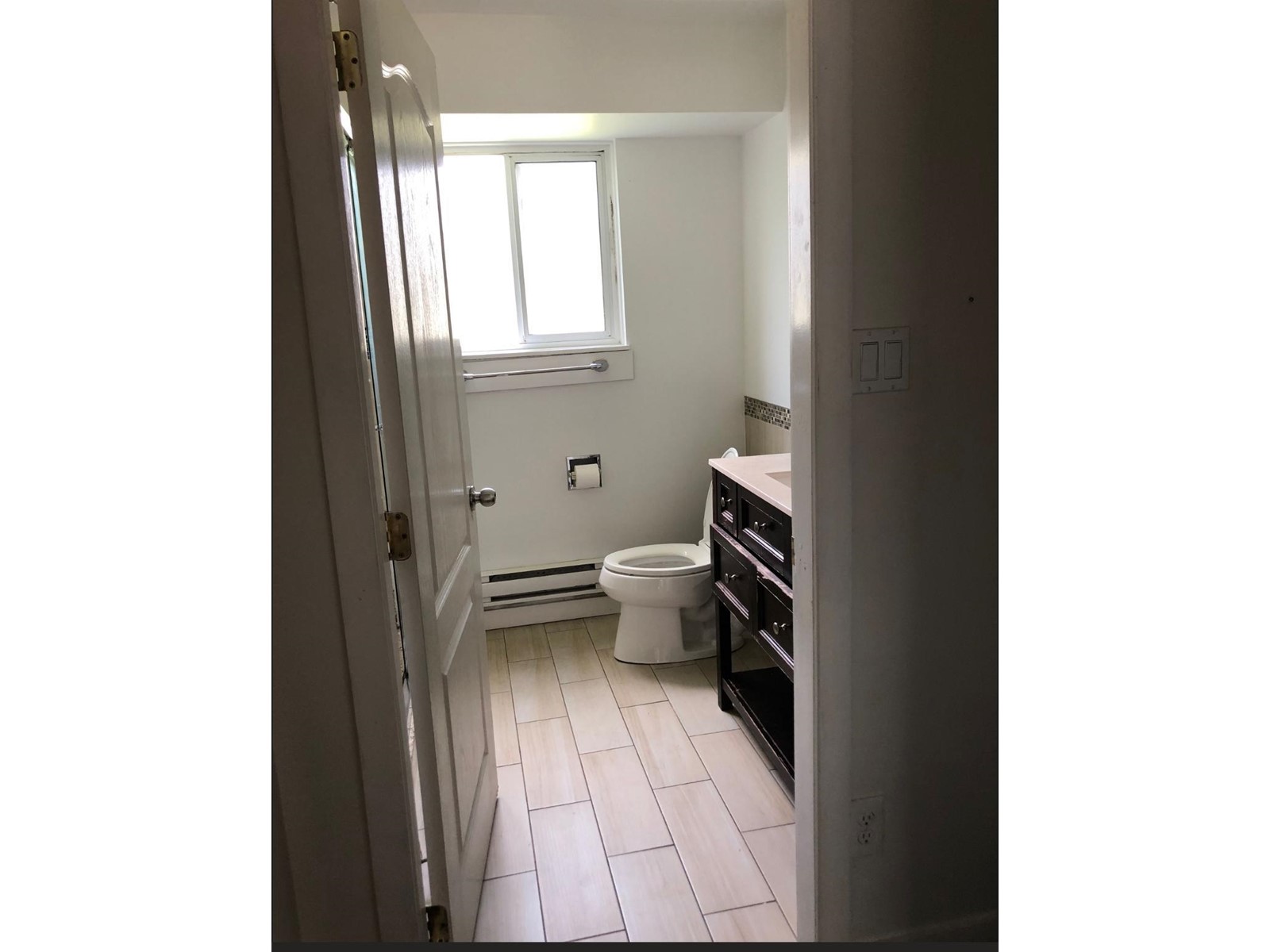 10701 141 Street, Surrey, British Columbia  V3T 4R5 - Photo 6 - R2993646