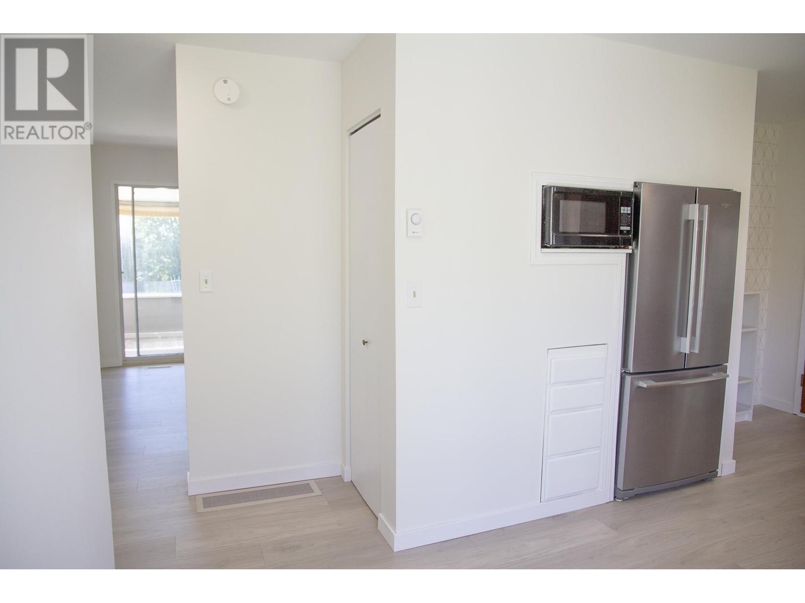 4781 Laurel Avenue, Sechelt, British Columbia  V7Z 0B4 - Photo 13 - R2990835
