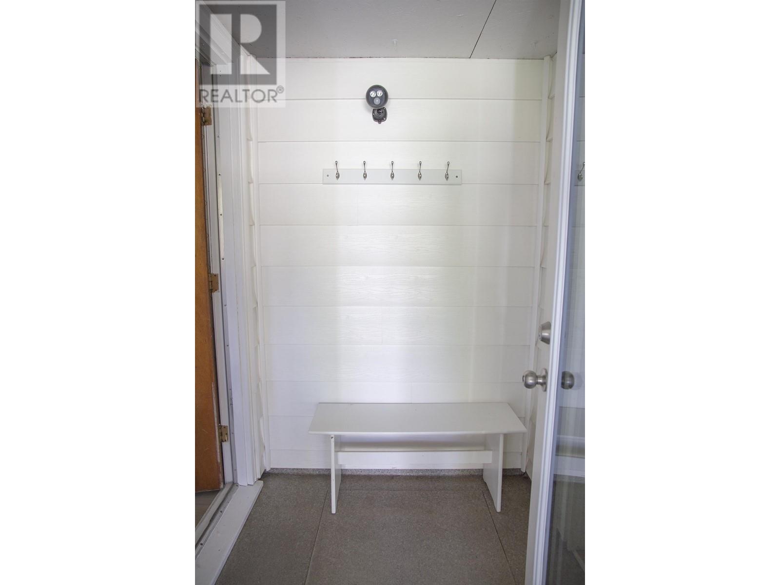 Property at 4781 LAUREL AVENUE image 4