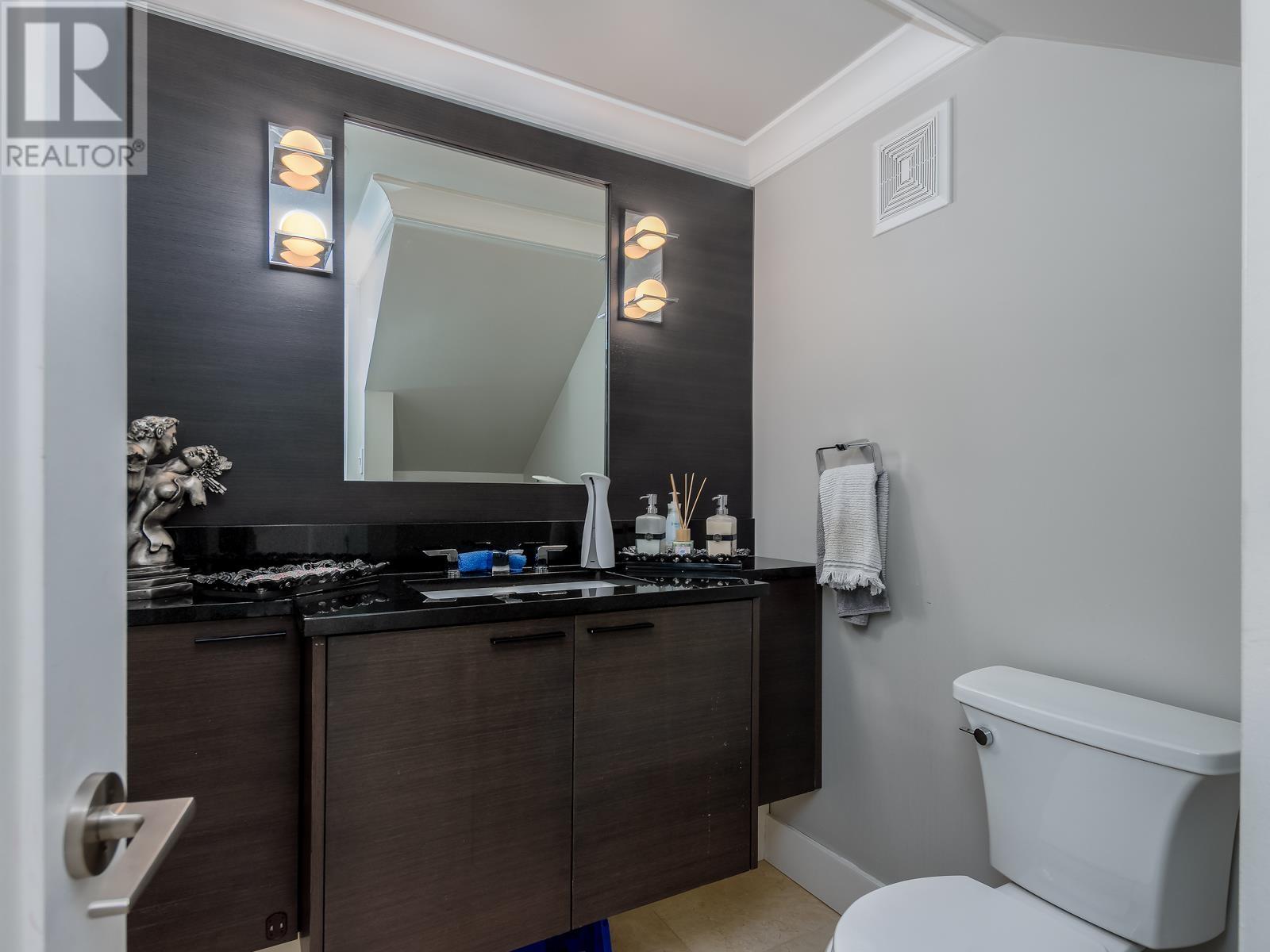 1235 Keith Road, West Vancouver, British Columbia  V7T 1N1 - Photo 9 - R2993150