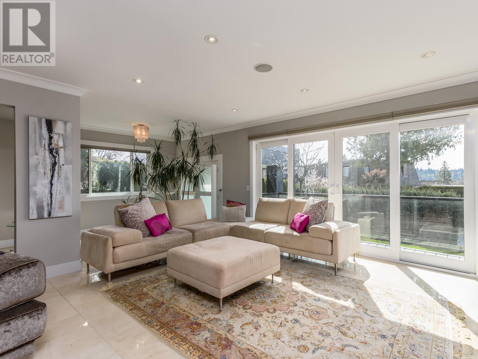 1235 Keith Road, West Vancouver, British Columbia  V7T 1N1 - Photo 7 - R2993150