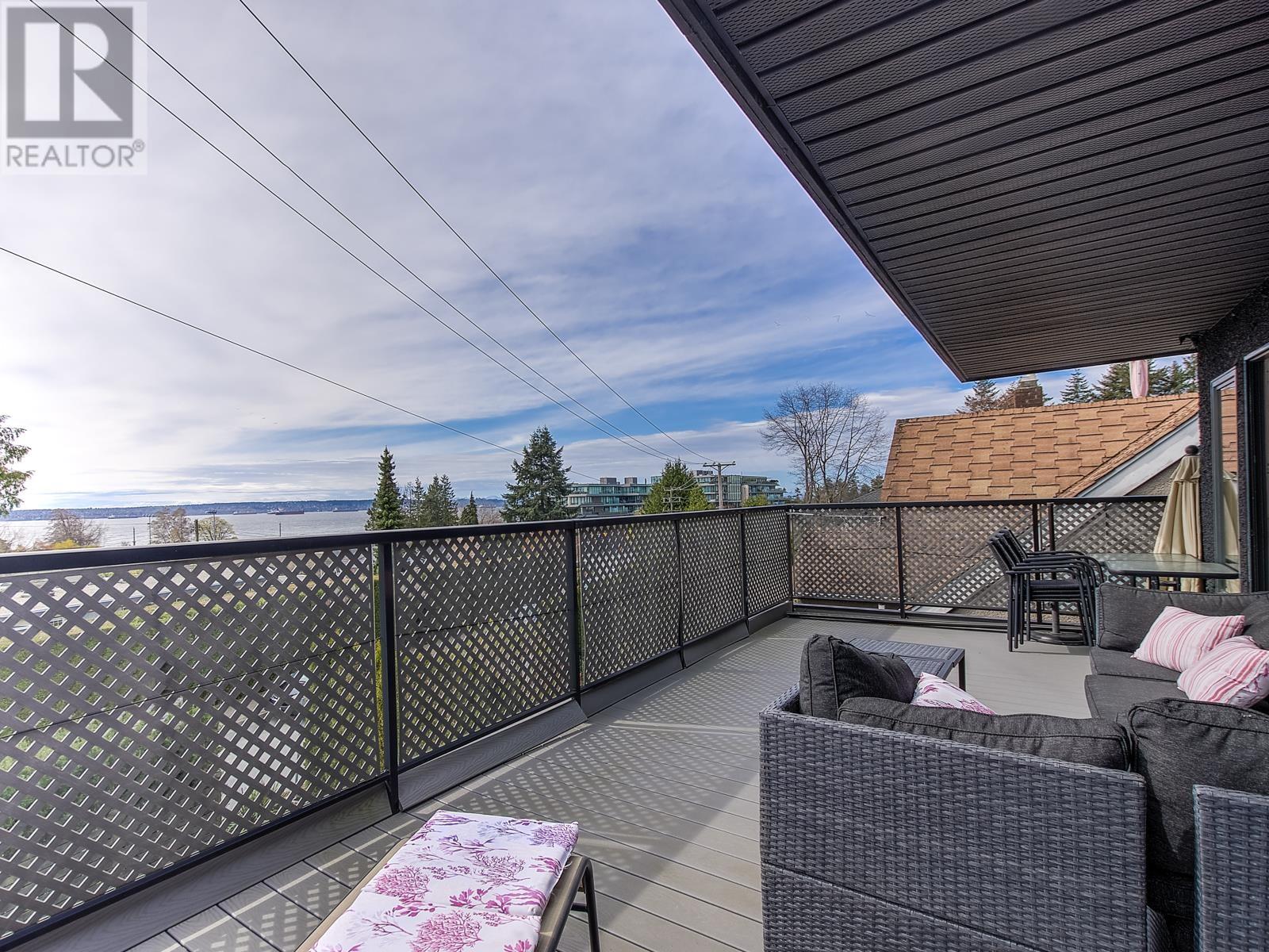 1235 Keith Road, West Vancouver, British Columbia  V7T 1N1 - Photo 18 - R2993150