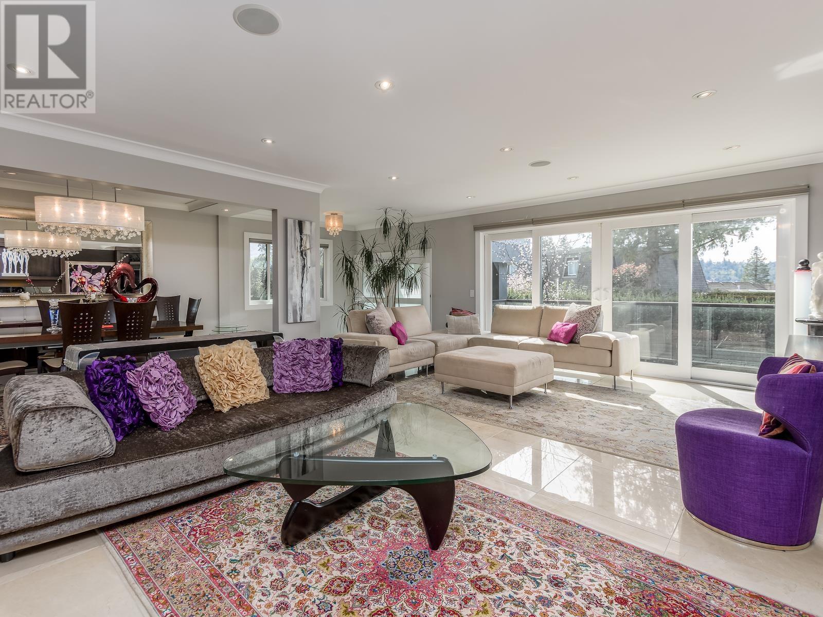 1235 KEITH ROAD, West Vancouver, British Columbia