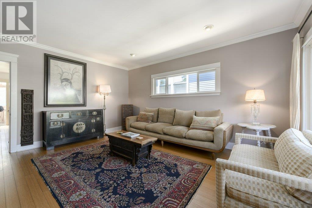 Property at 104 E 24 AVENUE image 2
