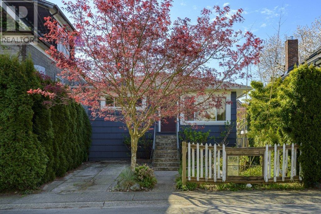 Property at 104 E 24 AVENUE image 1