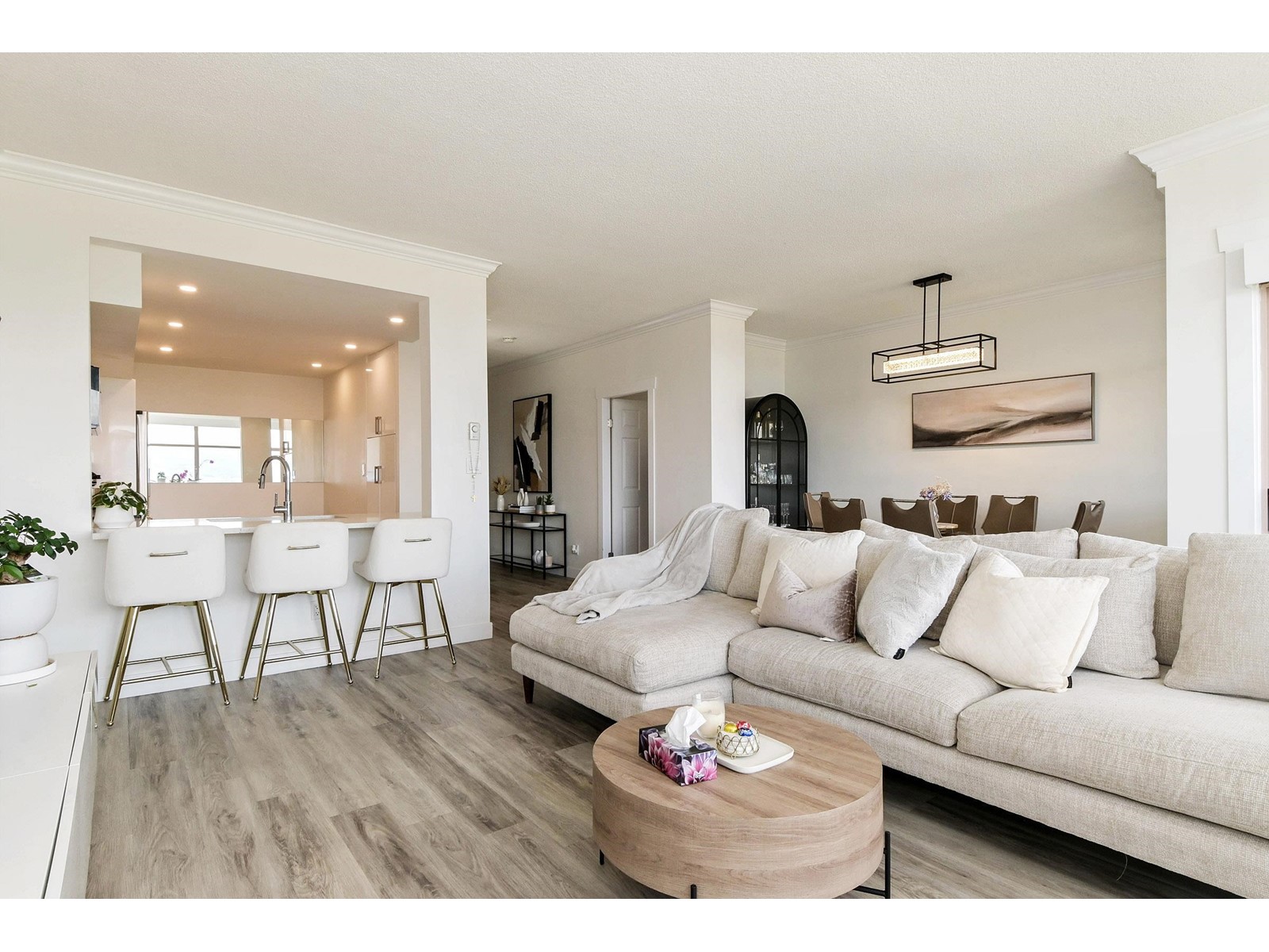 2004 14881 103a Avenue, Surrey, British Columbia  V3R 0M5 - Photo 6 - R2994565