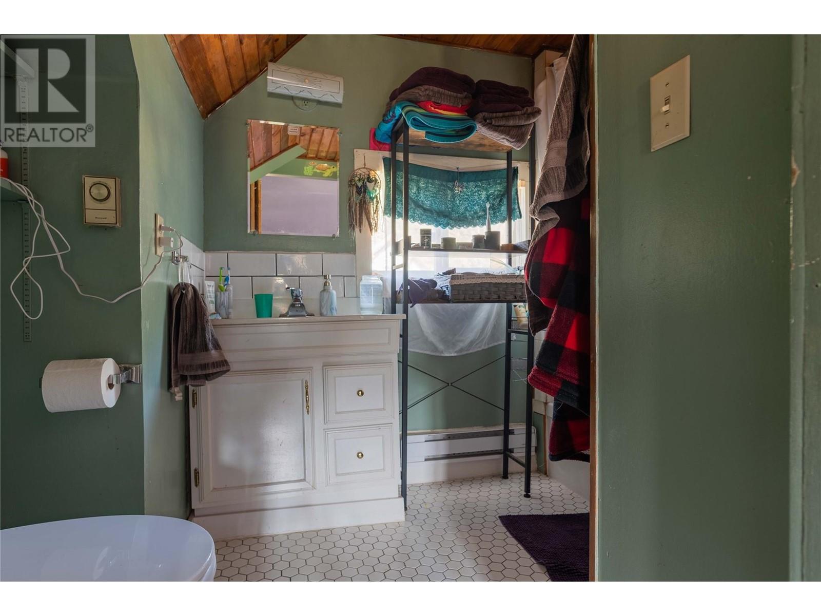 131 Washington Street N, Kaslo, British Columbia  V0G 1M0 - Photo 40 - 10344624