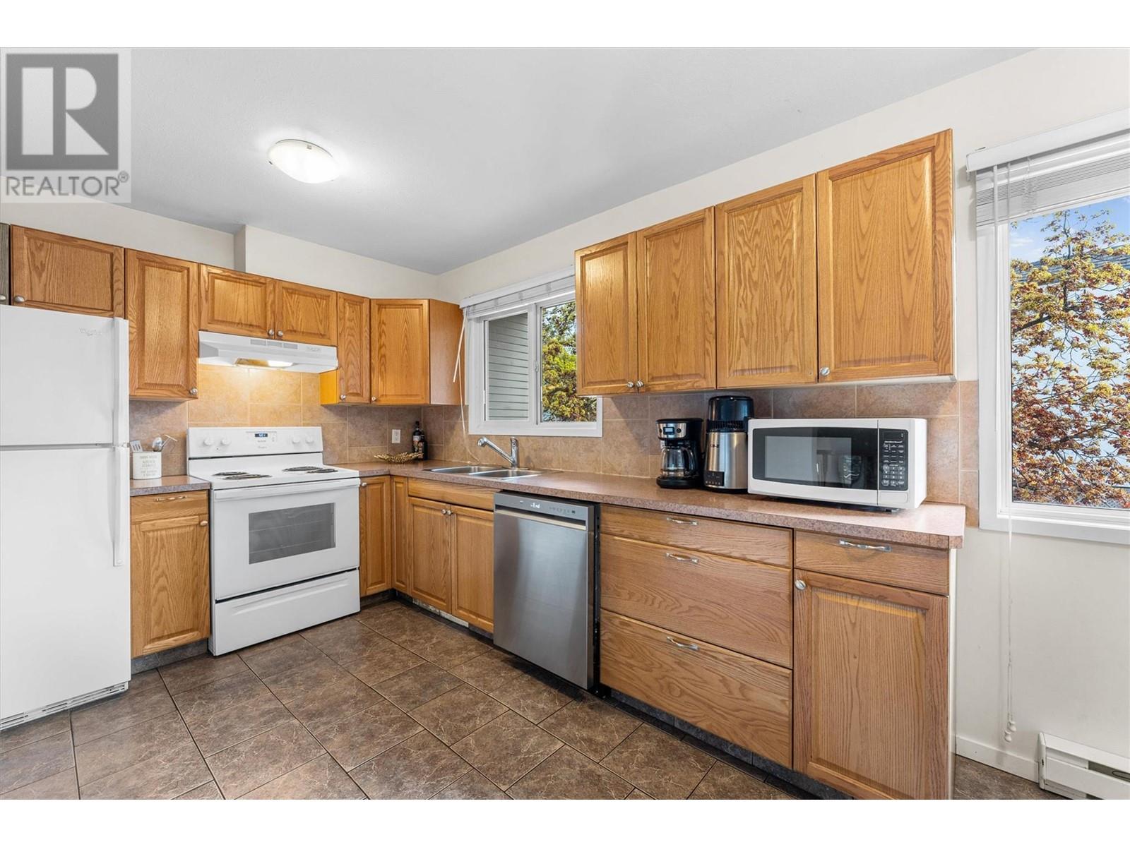 1985 Burtch Road Unit# 22, Kelowna, British Columbia  V1Y 4B4 - Photo 8 - 10344375