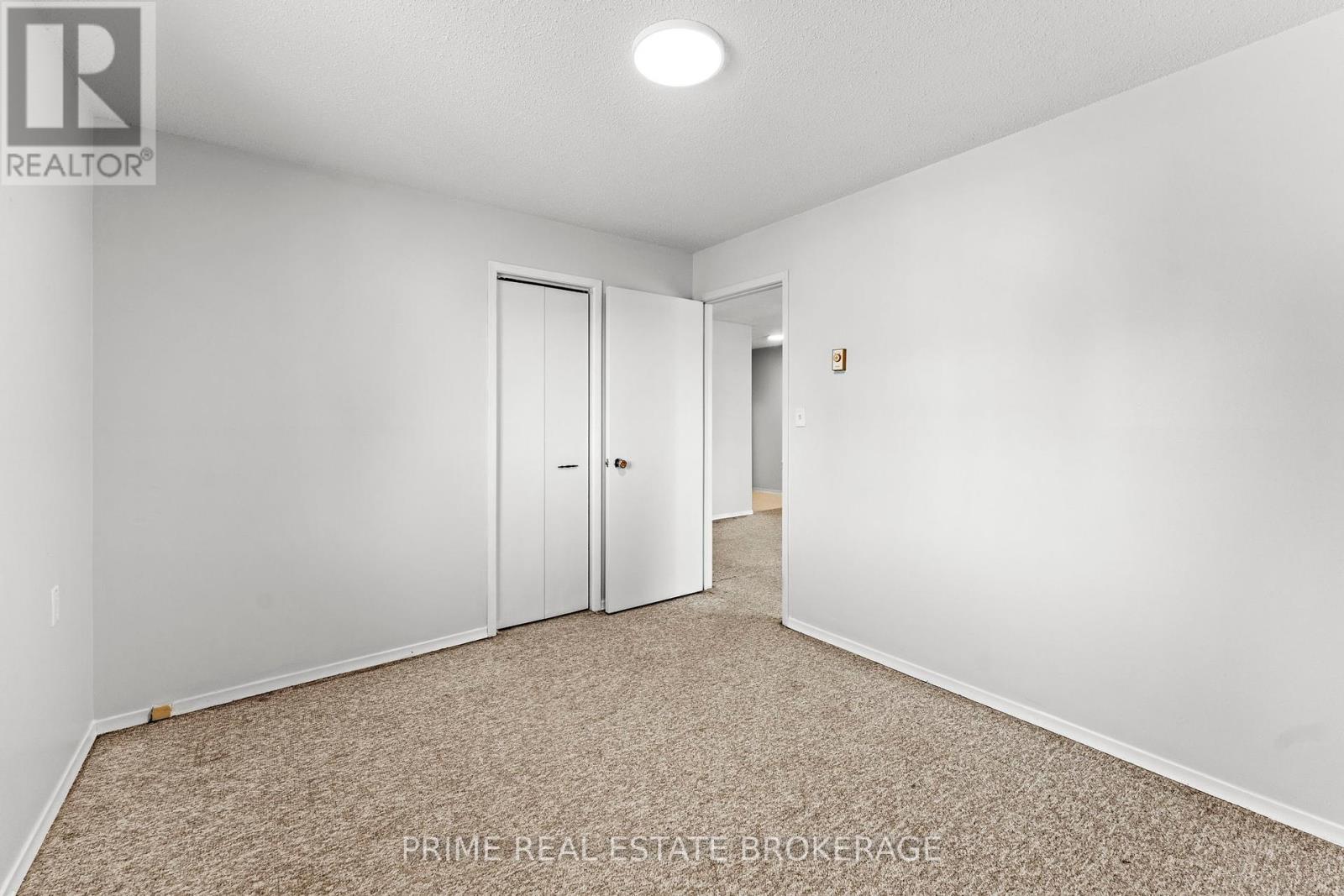 412 Ross Street, Huron-Kinloss, Ontario  N0G 2H0 - Photo 12 - X12105717