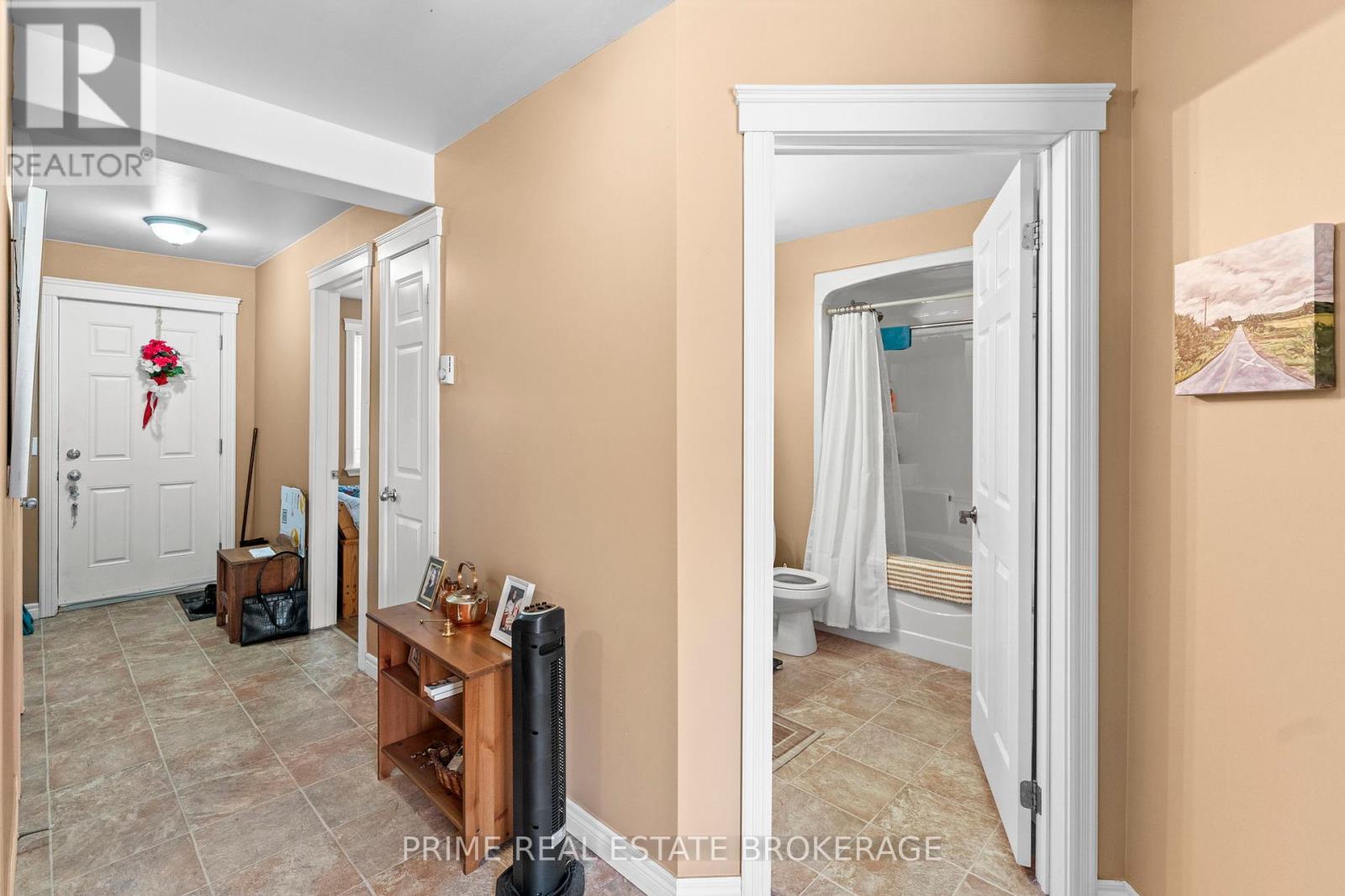 412 Ross Street, Huron-Kinloss, Ontario  N0G 2H0 - Photo 24 - X12105717