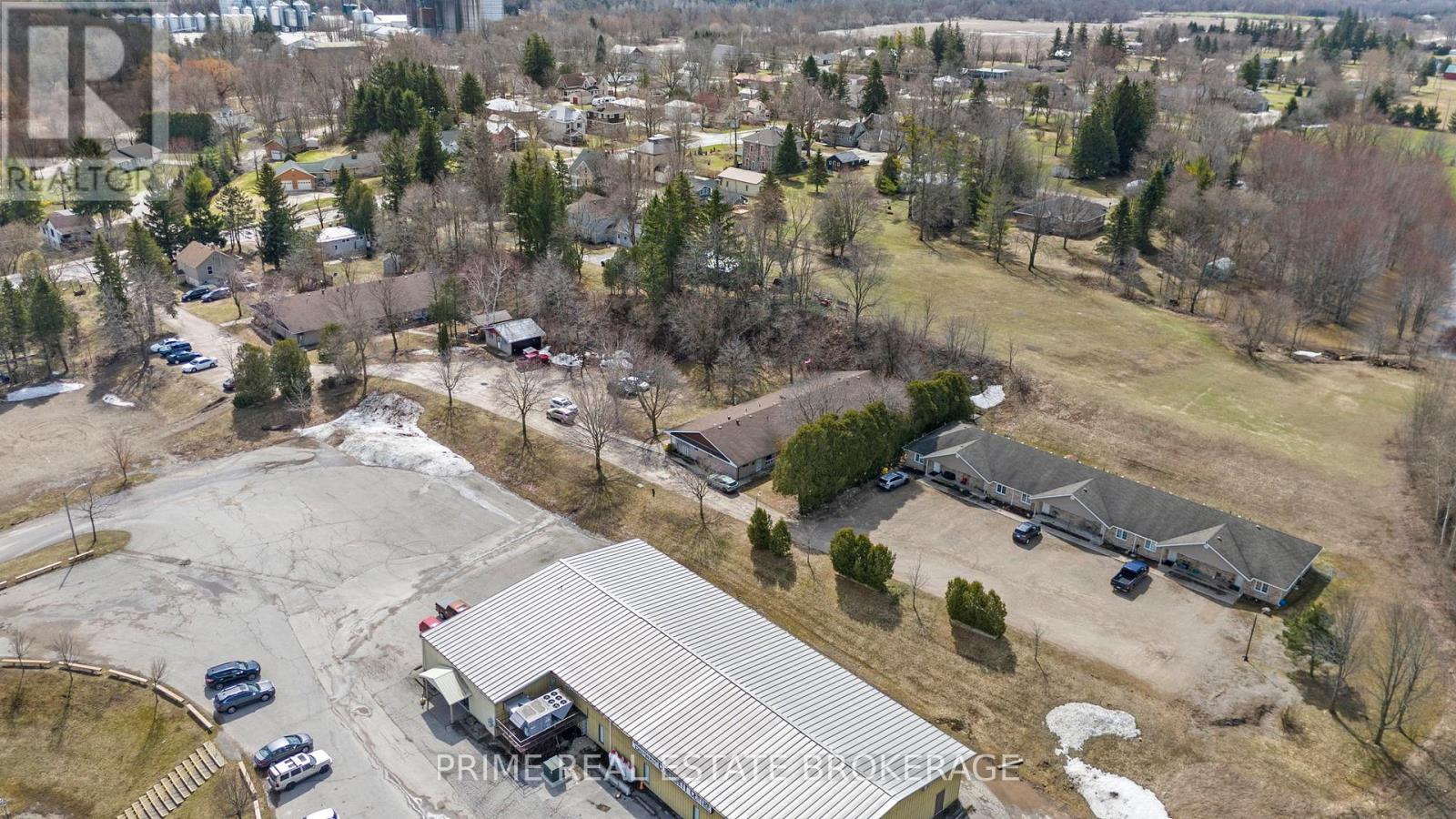 412 Ross Street, Huron-Kinloss, Ontario  N0G 2H0 - Photo 3 - X12105717