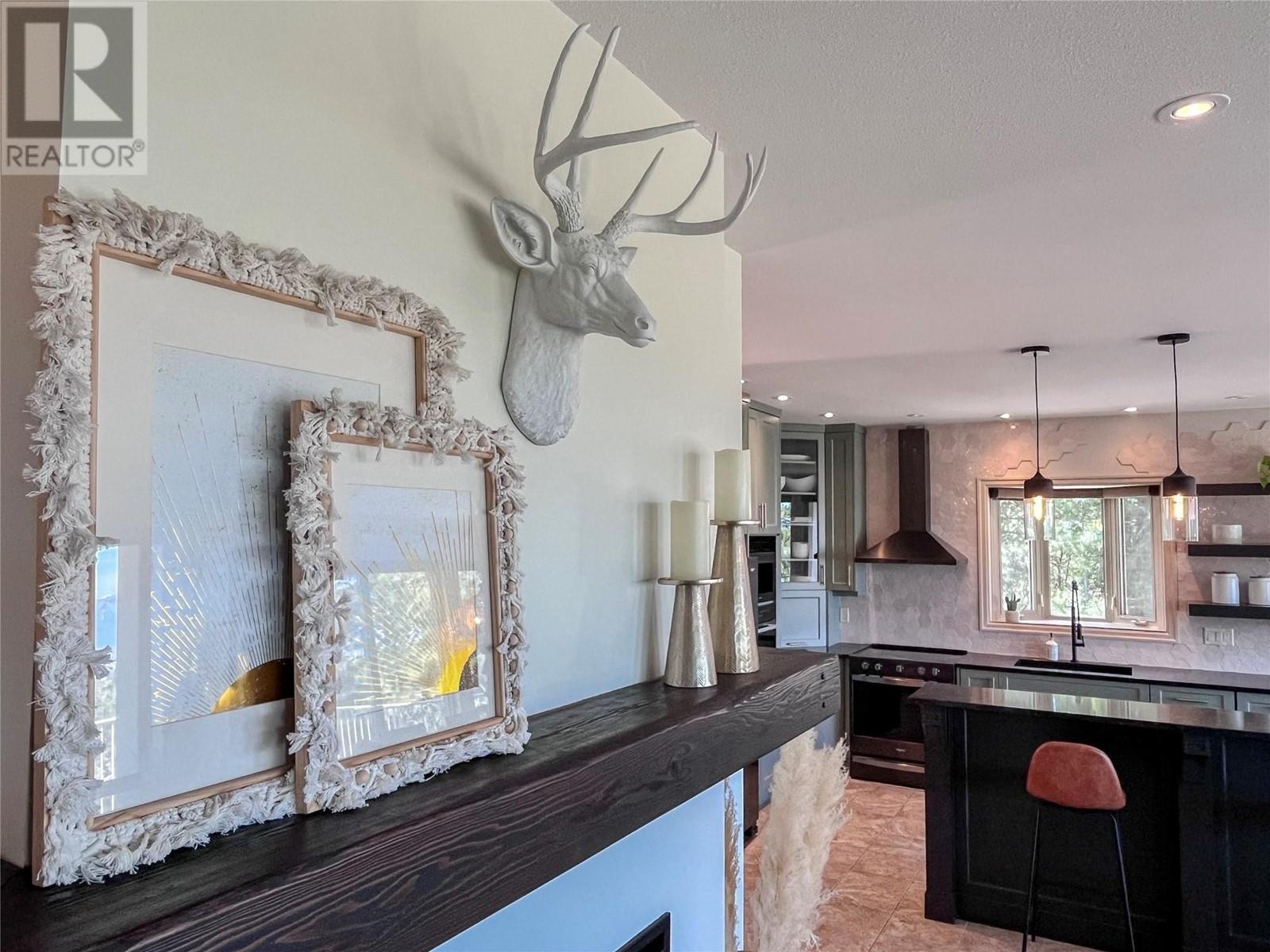 Property at 360 MULE DEER Drive image 3