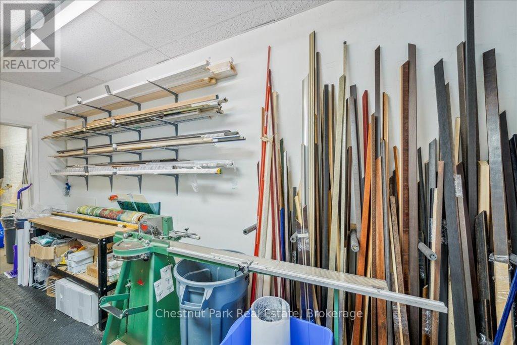 10 Taylor Road, Bracebridge, Ontario  P1L 1S6 - Photo 34 - X12105706